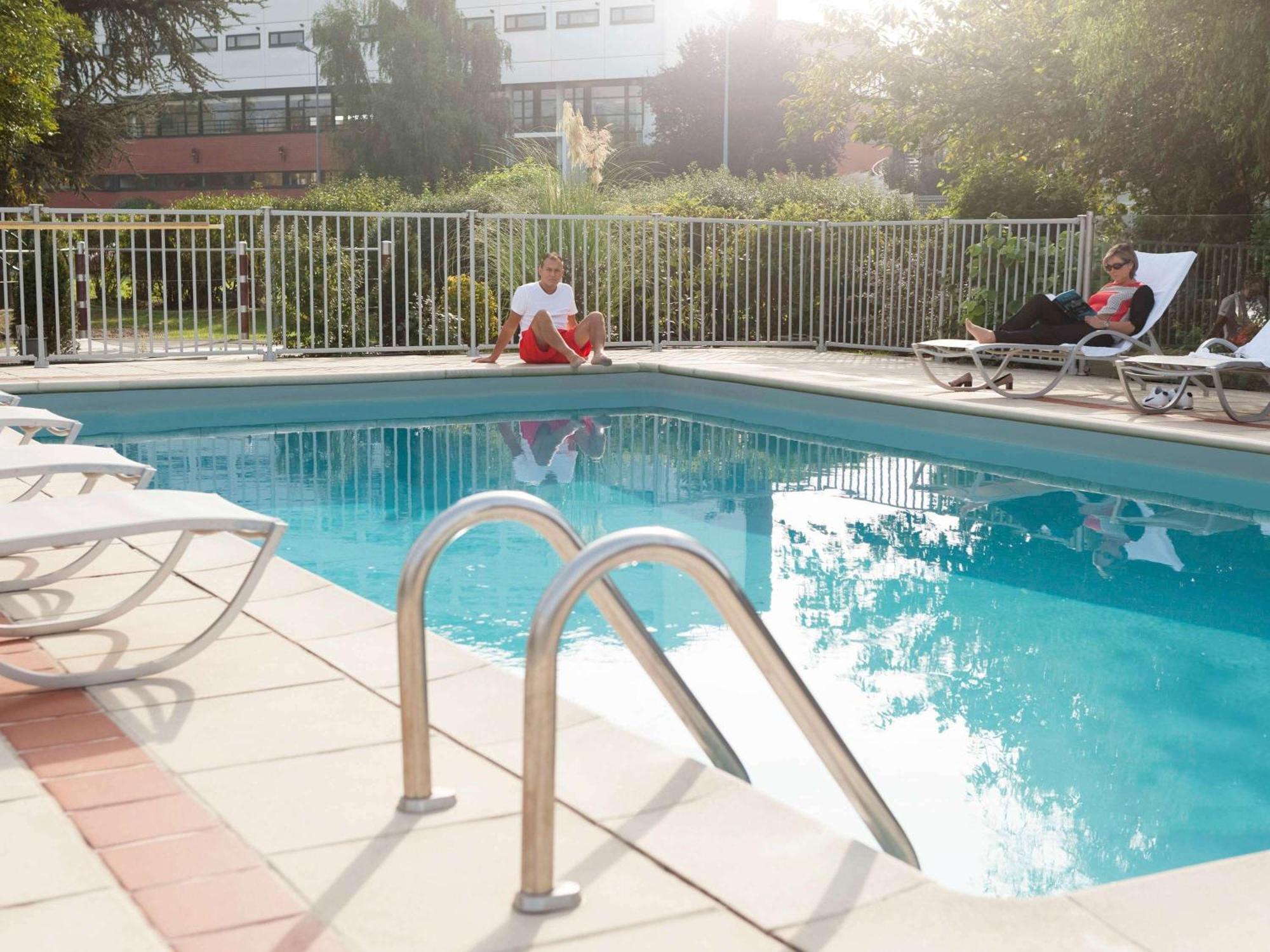 Hotel Novotel Evry Courcouronnes Kültér fotó