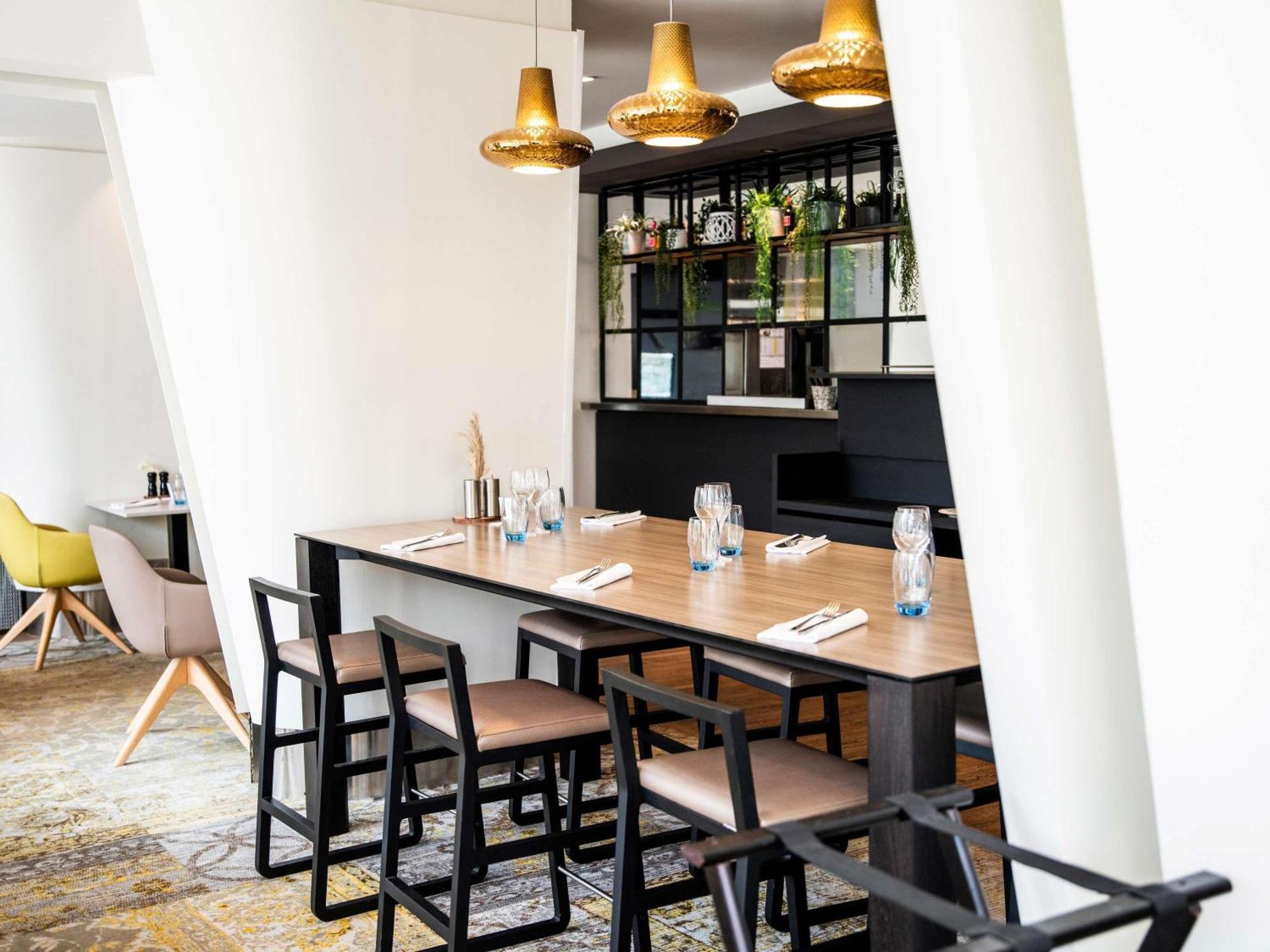 Hotel Novotel Evry Courcouronnes Kültér fotó
