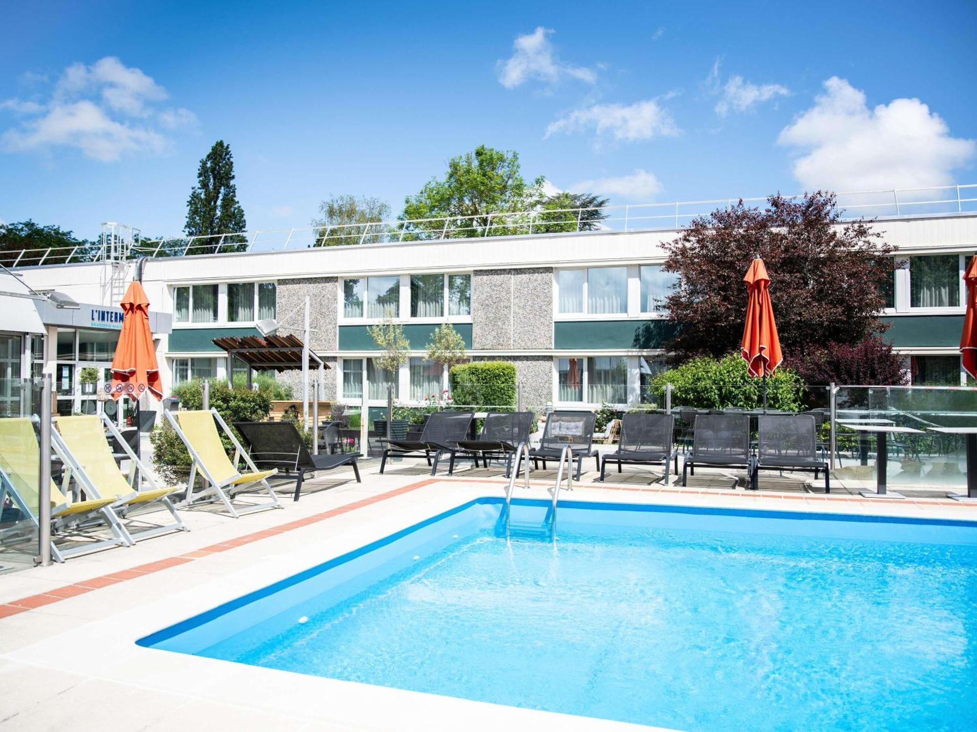 Hotel Novotel Evry Courcouronnes Kültér fotó